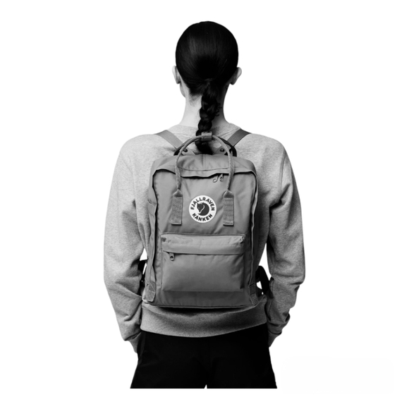 FJALLRAVEN Kanken Backpack 16L - Picture 6 of 8